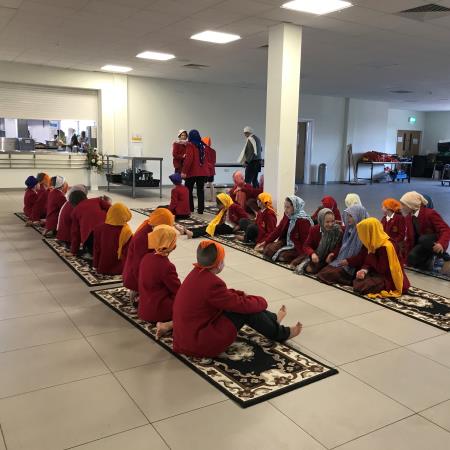 Year 5 Visit the Guru Nanak Gurdwara